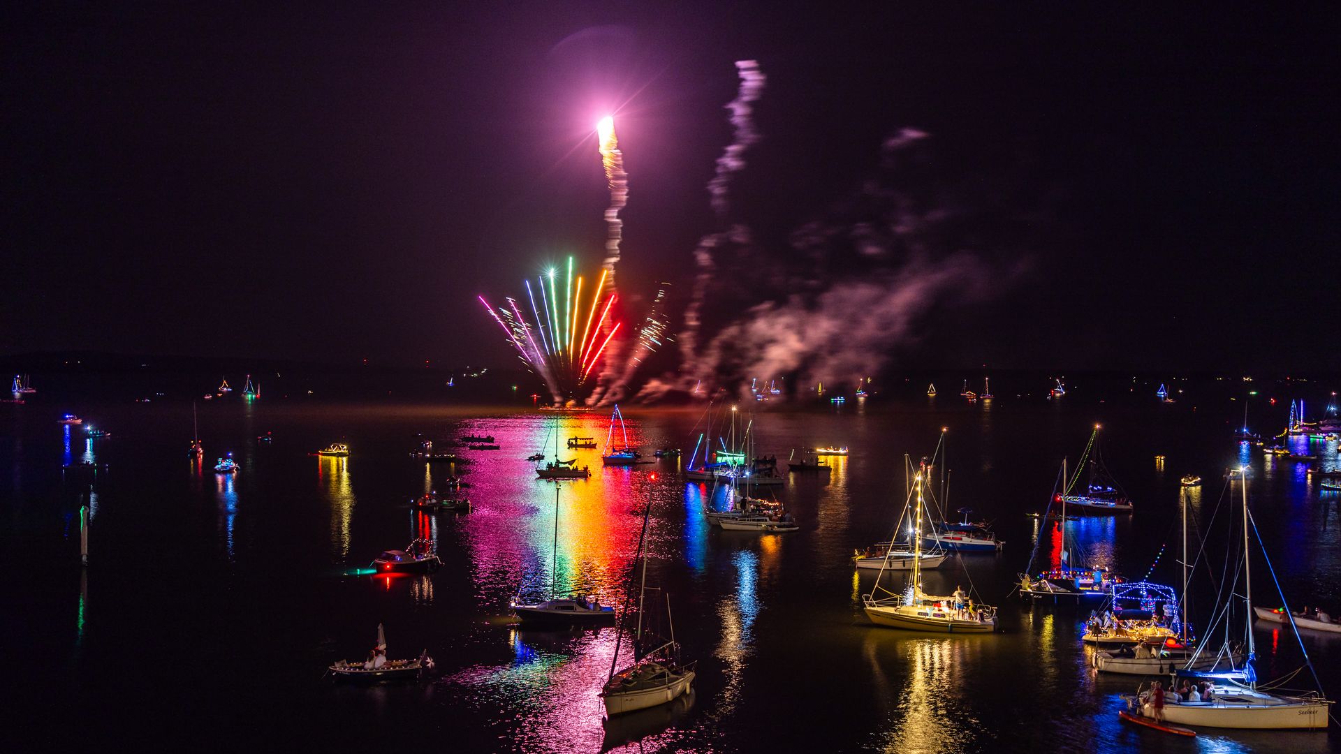 Feuerwerk Festliches Wochenende bunt Steinhuder Meer